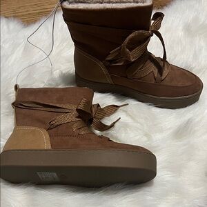 Cozy Brown Winter Boots